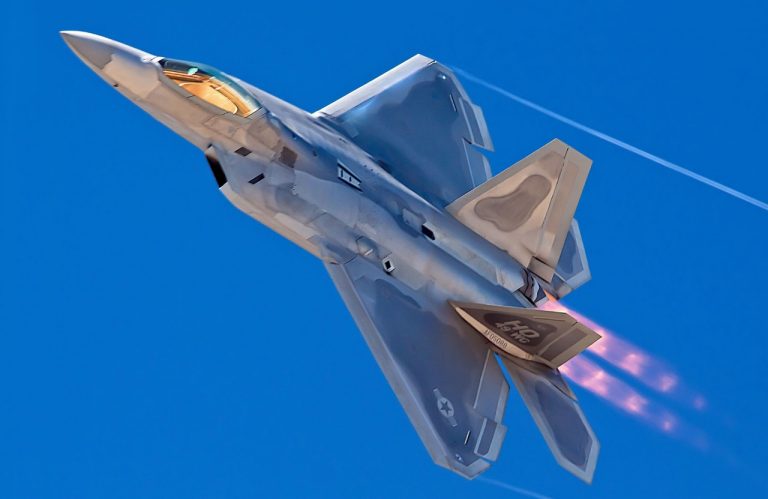 20 Years of the F-22