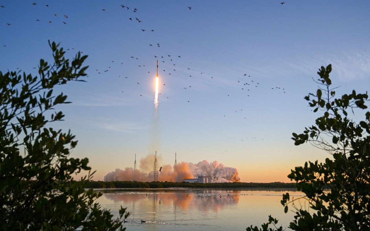 rocket launch of GPS SV06 at Cape Canaveral