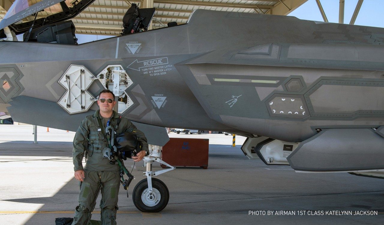 2,000 Pilot Trained