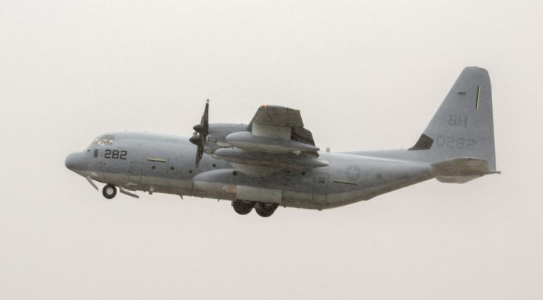 شركة لوكهيد مارتن تسلّم طائرة النقل التكتيكية رقم 2,700 من طراز C-130 Hercules إلى مشاة البحرية الأمريكية